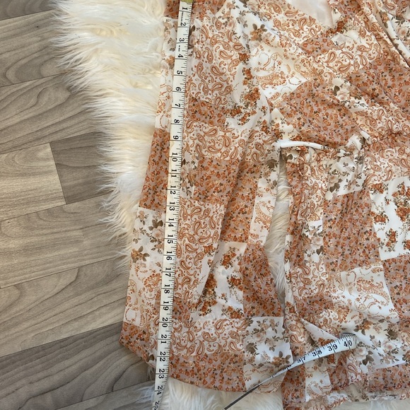 Pink Lily Romper Dressy Cream Green Rust Floral Paisley Print Medium - Picture 9 of 9